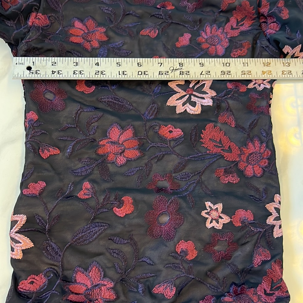 Soel Floral Embroidered Mesh Long Sleeve Open Back Leo Leotard Girls’s L - Picture 12 of 13